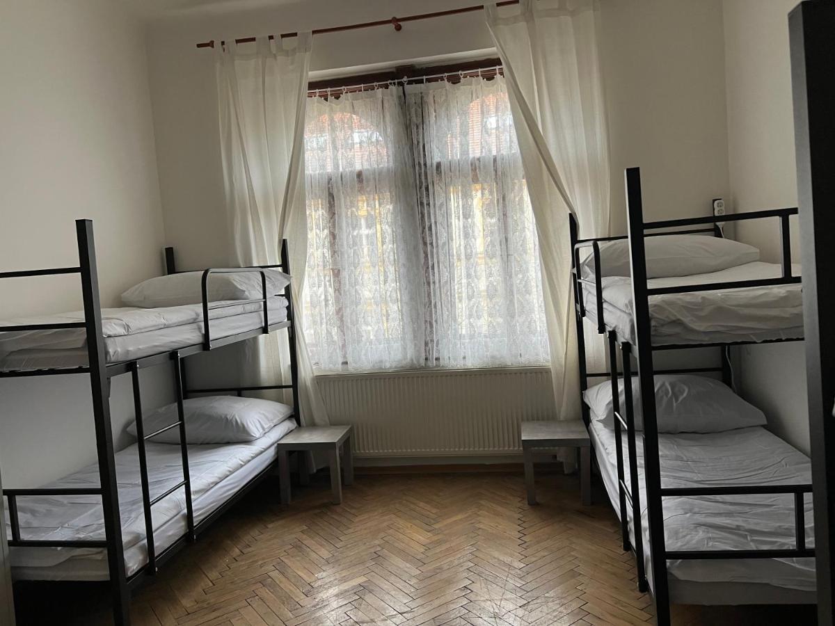 Hostel Jasmin Praga Zewnętrze zdjęcie