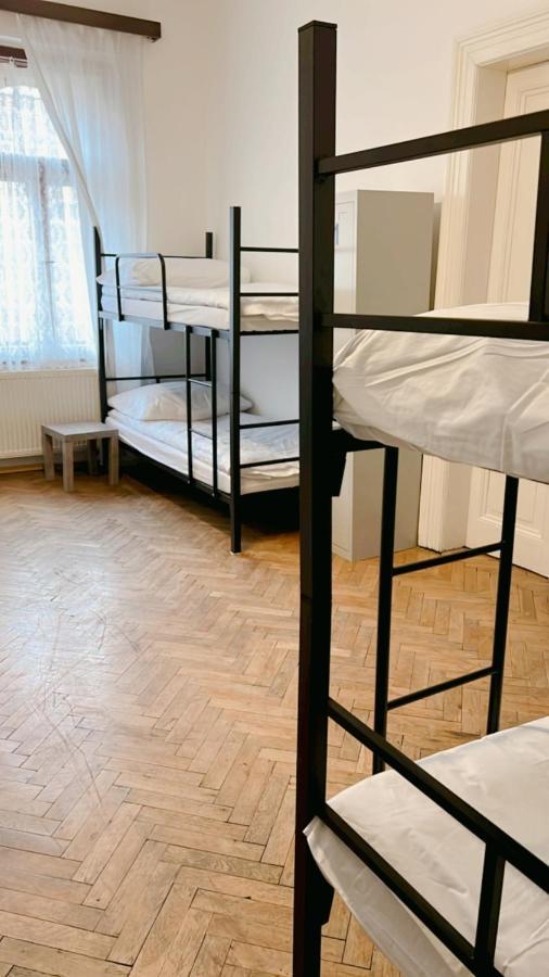 Hostel Jasmin Praga Zewnętrze zdjęcie