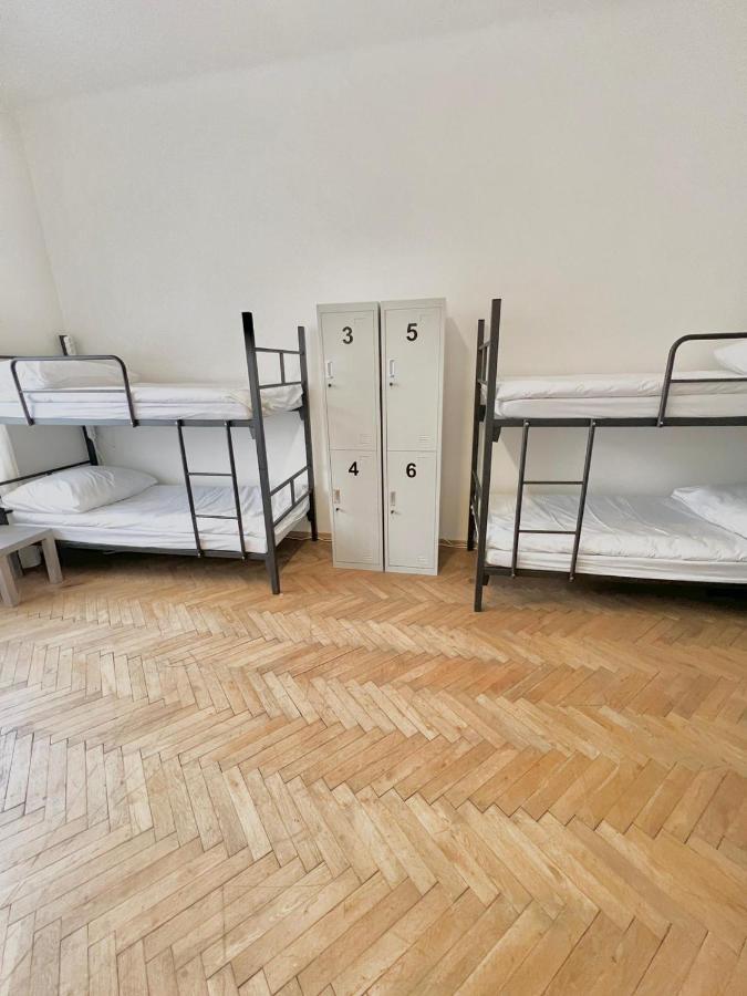 Hostel Jasmin Praga Zewnętrze zdjęcie